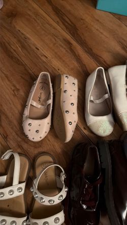 Girls shoes size 8c-9c -10c