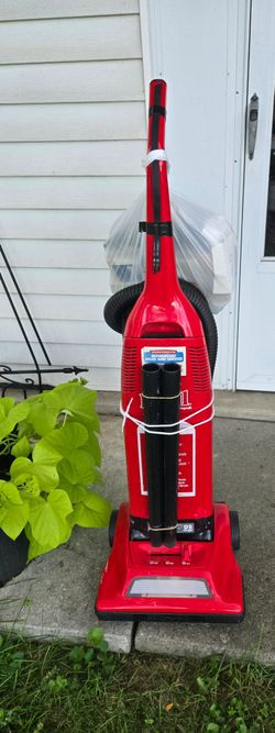 Vacuum with bags