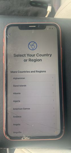 iPhone XR unlocked