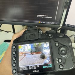 Nikon D3200 