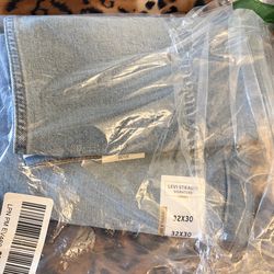 Men Levi Jeans Loose Straight 32/30