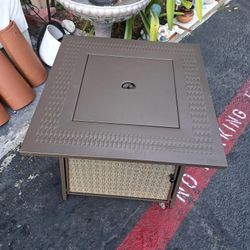 New Table Fire Pit The Gas Propane 28"×28"×25" Brown Color 50,000 BTU 