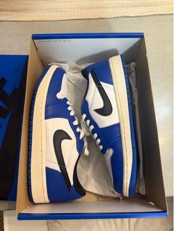 Jordan 1 Retro Low OG 6 Mens or 7.5 Womens