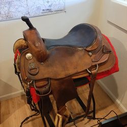 Vintage Bona Allen Cutting Saddle