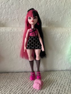 Monster High Draculaura Doll with Accessories