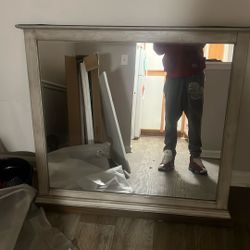 Mirror S