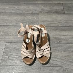 Women’s New Wedges 