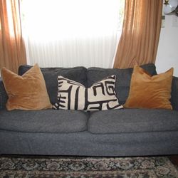 IKEA PÄRUP Sofa Loveseat in Gray
