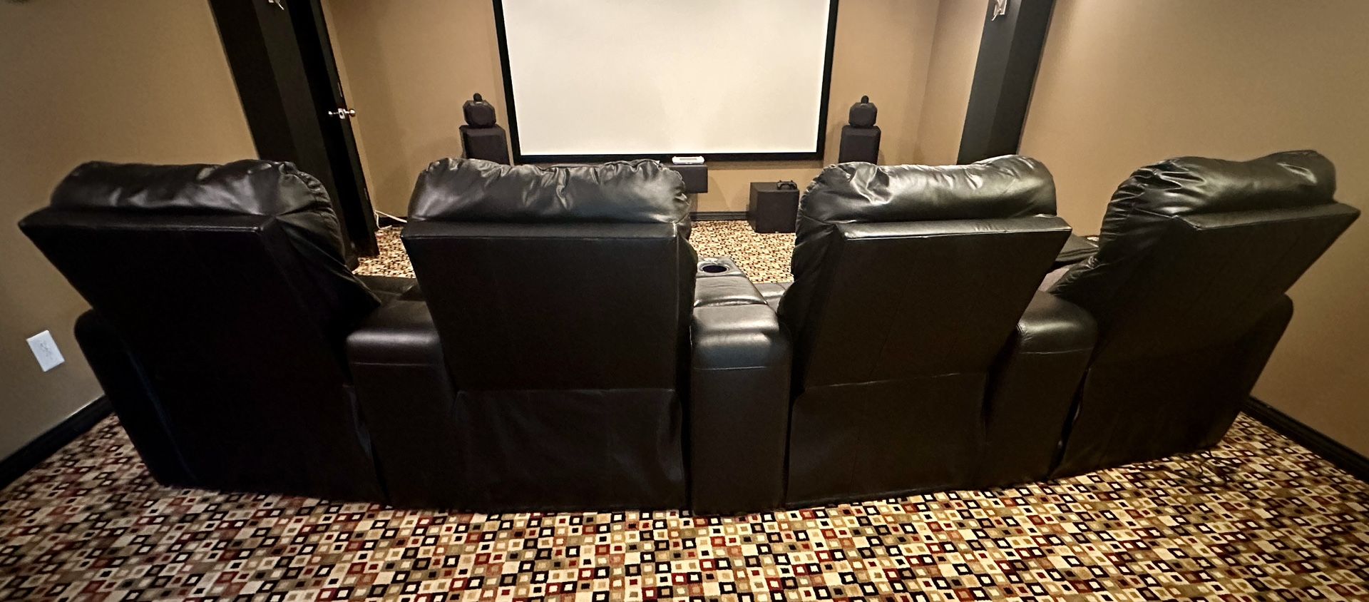 Theater Luxury Chairs (x4, Black Leather)