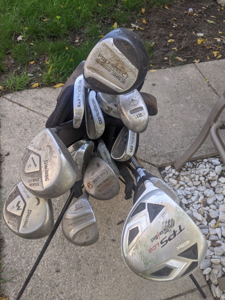 Lefty golf clubs
