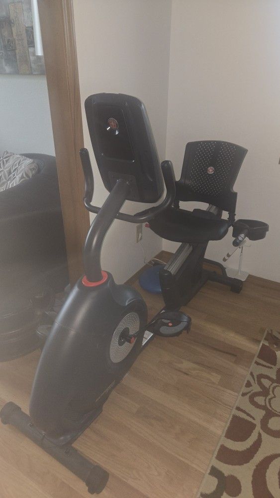 Schwinn 270 Recumbent Exercise Bike