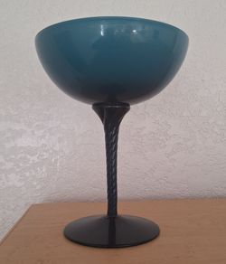 Vintage Extra Large Margarita/frozen Drink Glass Or decorative Goblet With Twisted Detailed Stem 10" tall 7.5" W. 36oz!