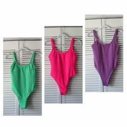 Set 3 Textured One-Piece Swimsuits