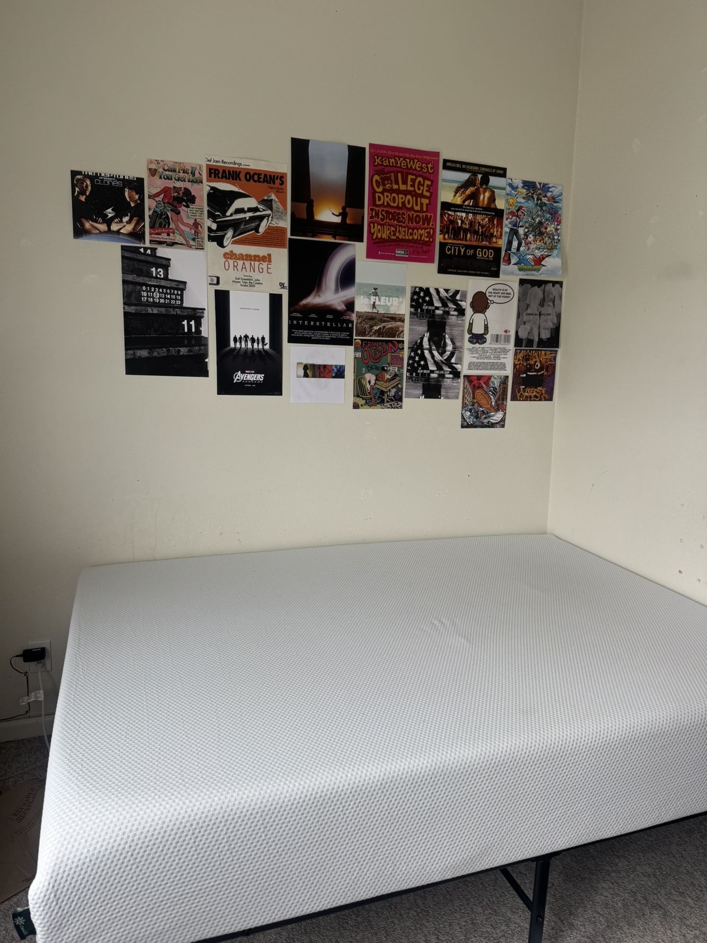Full Bed And Bed frame Moving Need Gone