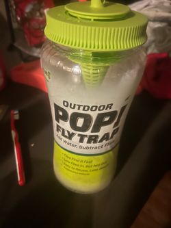 Rescue POP Fly Traps outdoors