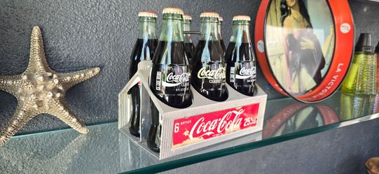 Vintage 6 pack Coca Cola aluminum carrier