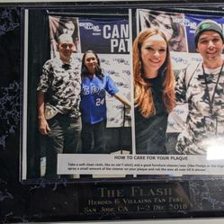 The Flash Meet & Greet Plaques, Like New 