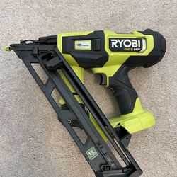 RYOBI ONE+ HP 18V Brushless Cordless 15ga Finish Nailer (Tool Only)