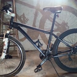 Schwinn Quality Mountain Bike - Good Condition - Local Pickup