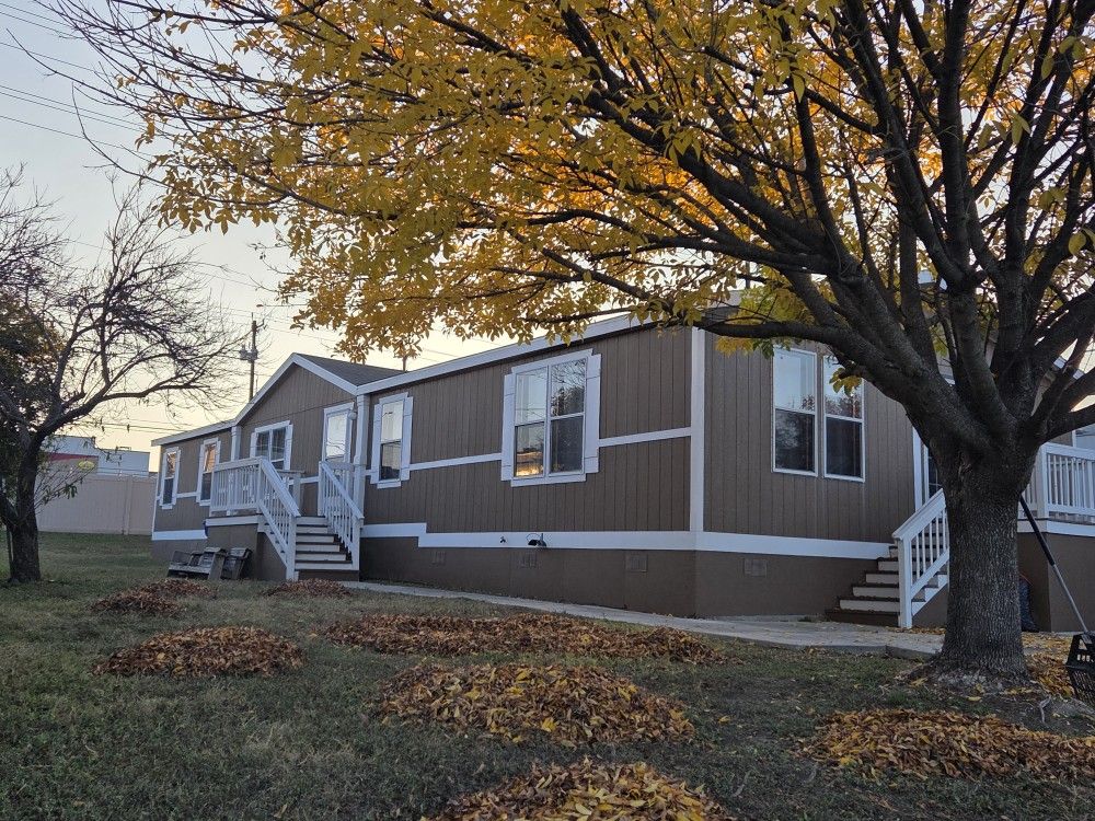 4/2 MOBILE HOME