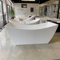 Freestanding Bathtubs 