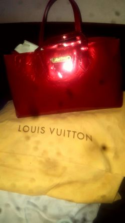 Louie vuitton monogram vernis