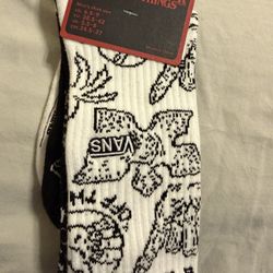 Teen / Men’s Vans Crew Netflix Stranger Things 6.5-9 Nwt