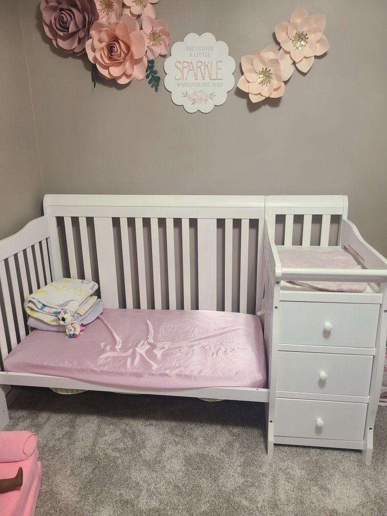 2 White Toddler Beds For Sell