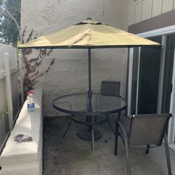 Table-outdoor Round Glass with Umbrella And 3 Chairs 
