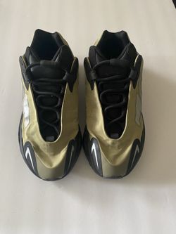 Yezzy 700 Size 6