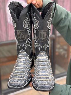 Mens western boots
