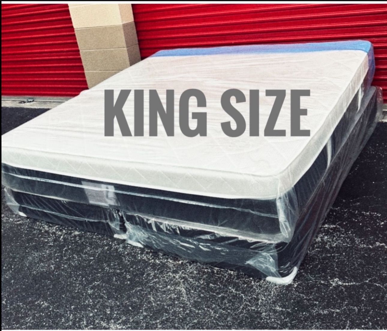 NEW Mattress King Size Plush Pillowtop With Box Spring // Offer π