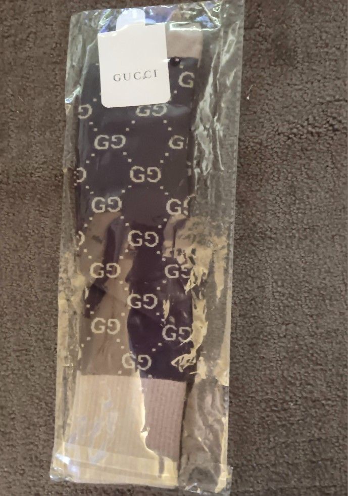 New Quality  Gucci  Sock  30 Out Door