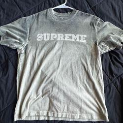 Supreme T-shirt