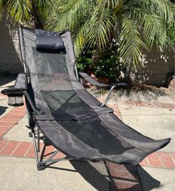 Camping folding portable chair w/ removable foot rest