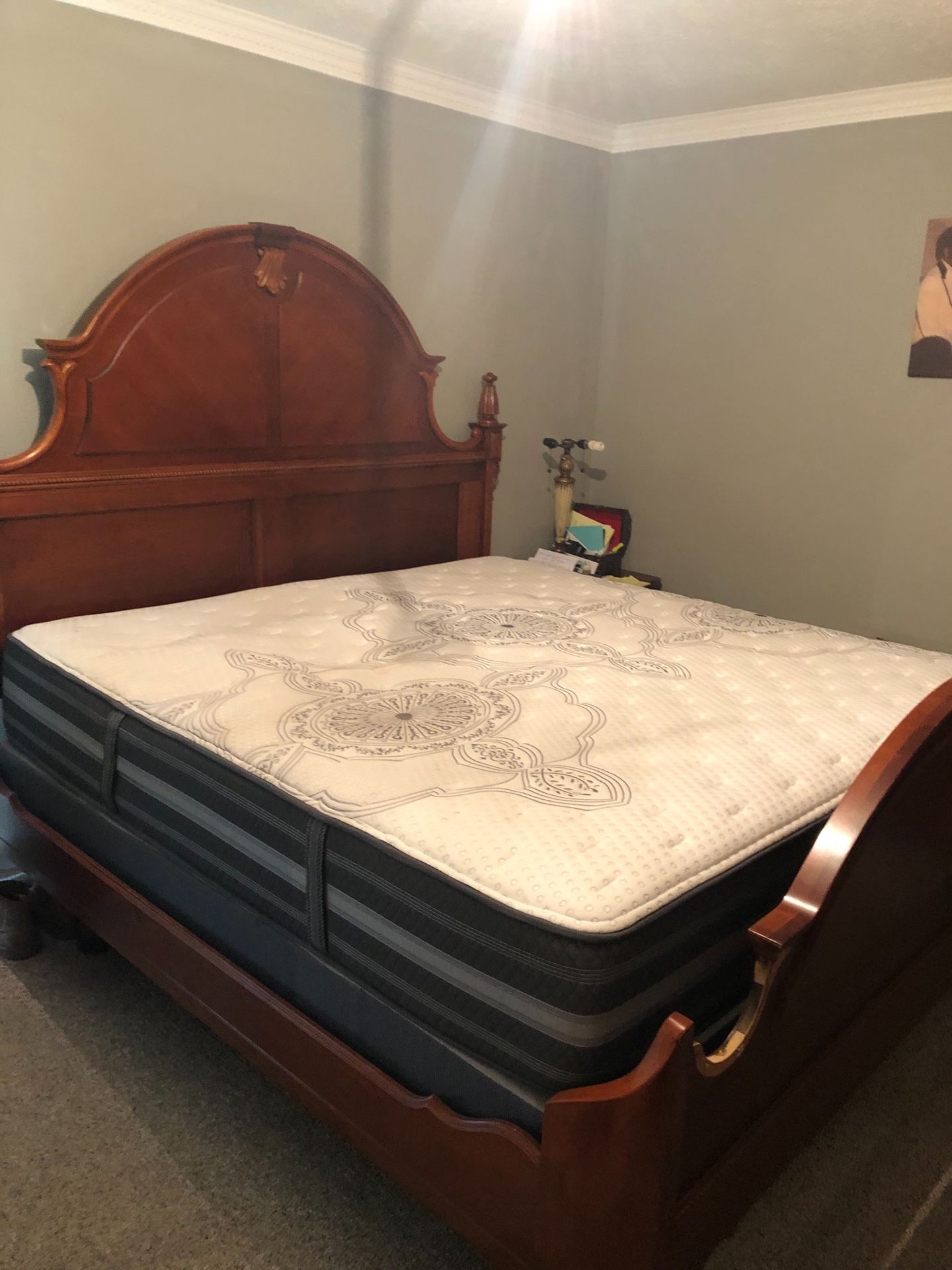 King Size Mattress and Box Springs FREE!!!