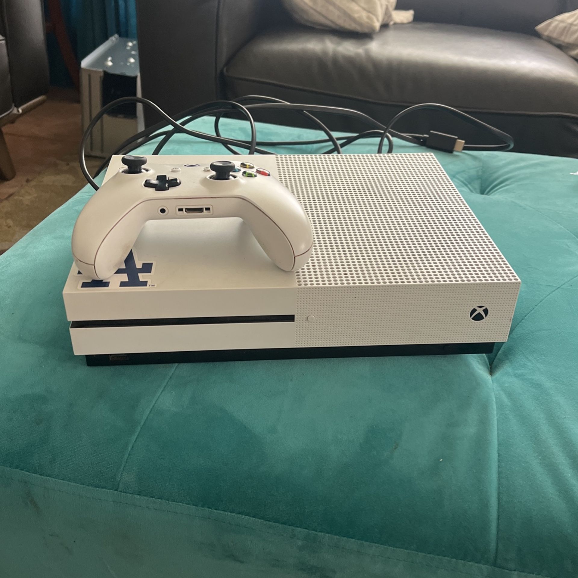 Xbox One S!