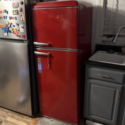 Retro fridgerator