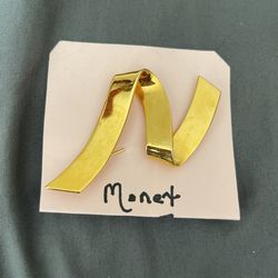 Monet Golden Soggy Ribbon Brooch For Your Wardrobe Clothes,Bags and  Scarfs 