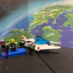 Vintage LEGO Space: Raid Vpr (5981) Set
