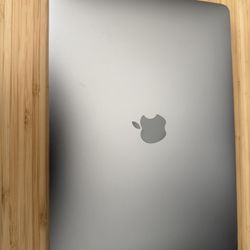 MacBook Air M1 256gb