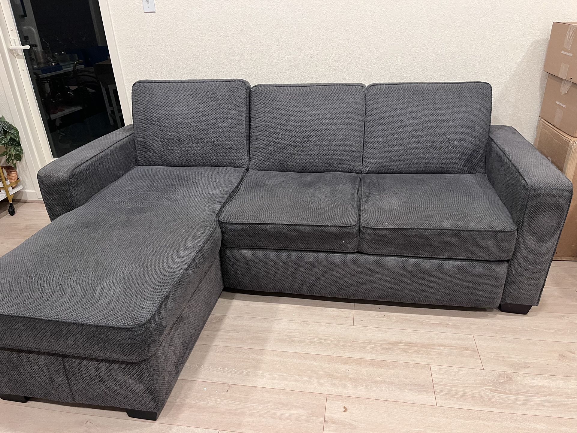 Grey Couch With Chaise 