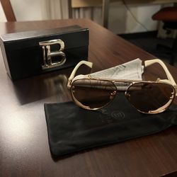 Womens Balmain Sunglasses