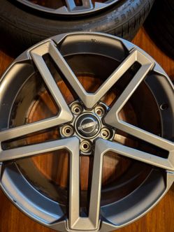 RIMS AND TIRES 18"5X114.3