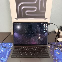 MacBook Pro 14 M4 pro