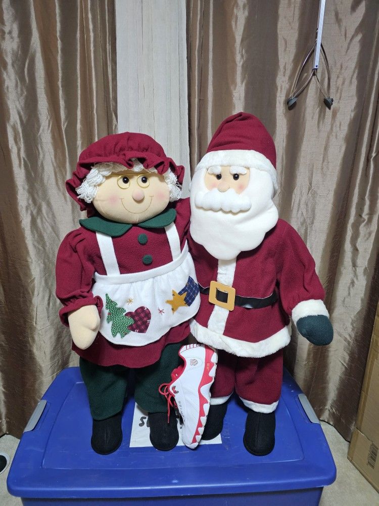 Mr. & Mrs. Claus