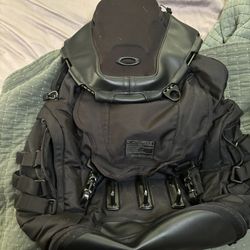 Oakley backpack 