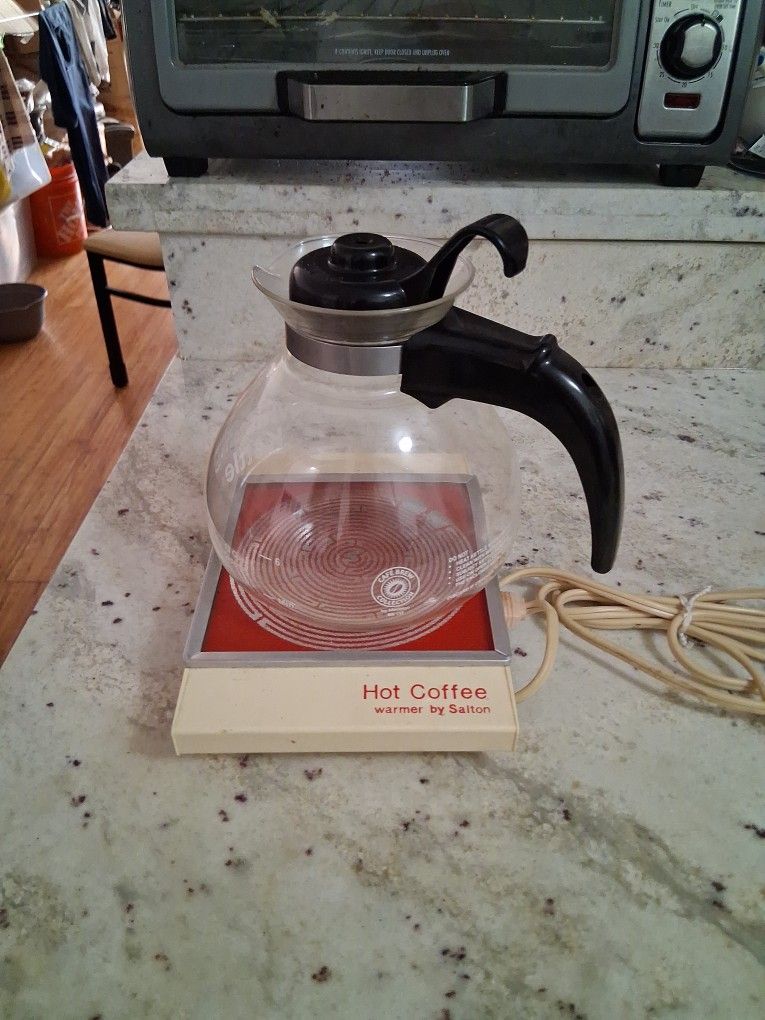 Coffee ☕️ Warmer With Perix Kettle 12 Cup Capacity Best CONDITION Look Like New Just Use It 2 Or 3 Times