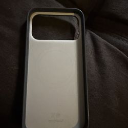 iPhone 17 Pro Max Beats Case