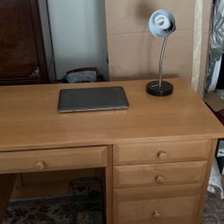 Used Hoot & Judkins furniture - Computer Desk 